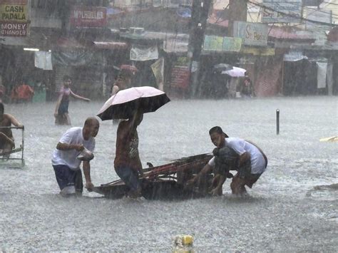 typhoon metro manila|INQUIRER Coverage: Typhoon Carina .